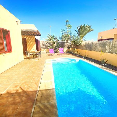 Villa Marlau Con Piscina Privada La Oliva Bagian luar foto